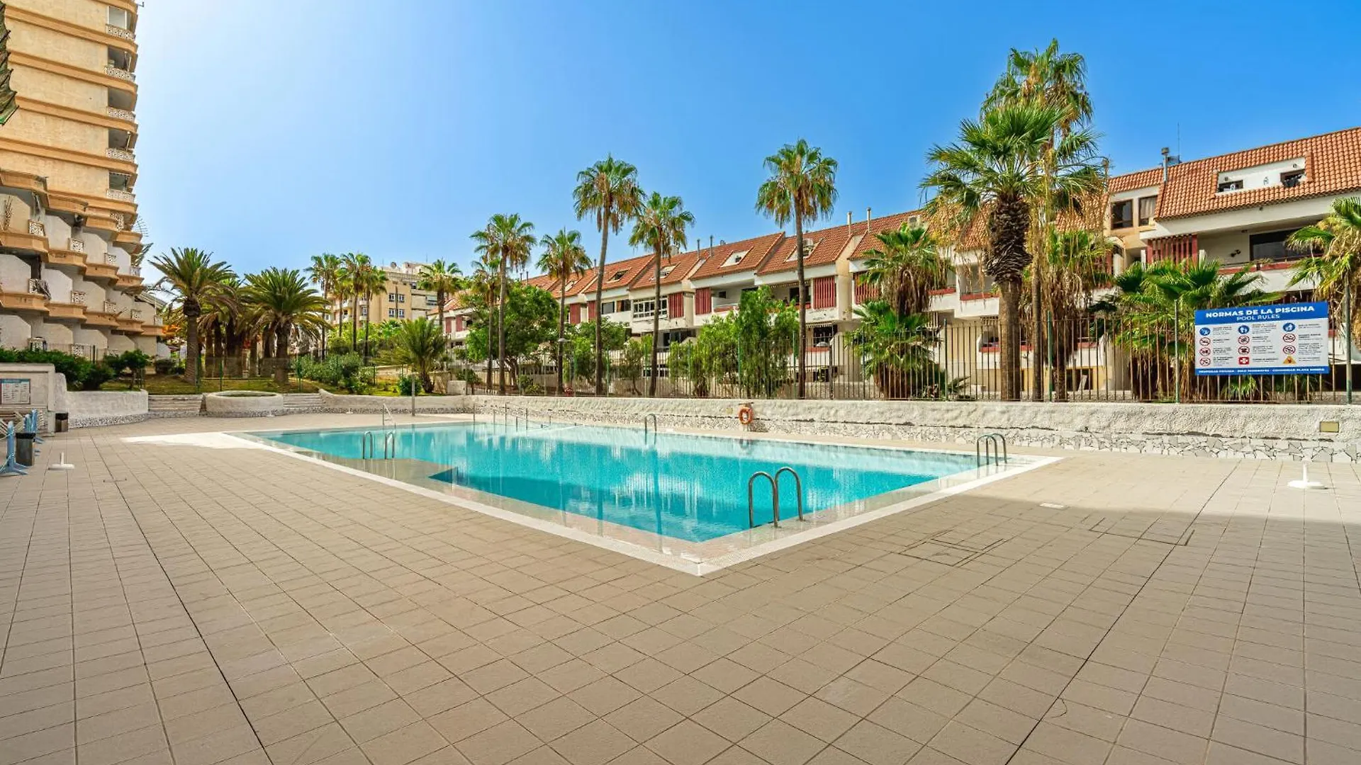 Modern Renovated Apartment With Terrace In Playa De Las Americas 西班牙