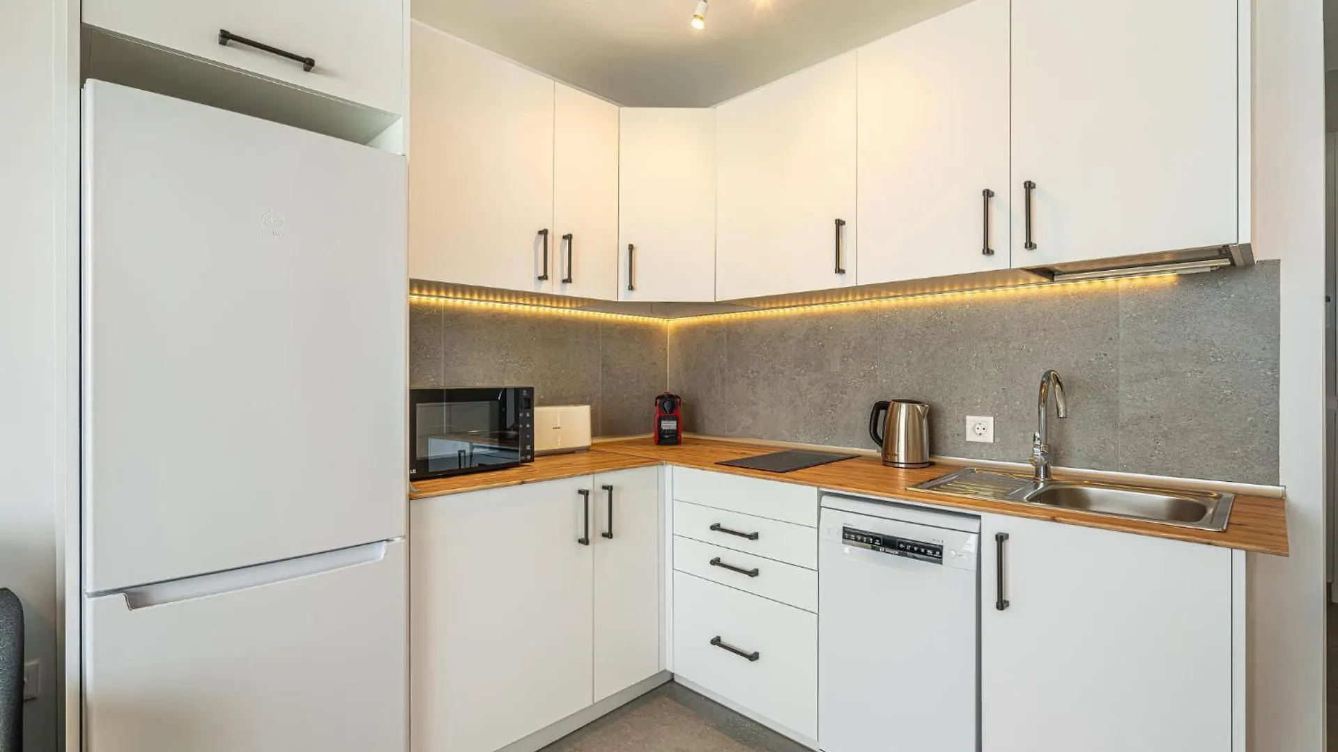 Modern Renovated Apartment With Terrace In Playa De Las Americas 西班牙